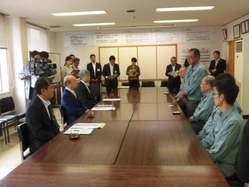  石井隆一知事(富山県知事)が来社されました